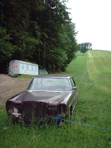 ausrangierter strichachter zum betrieb eines grasschiliftes !!! ;-) :::