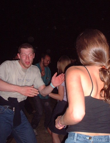 dancing kunzi :::