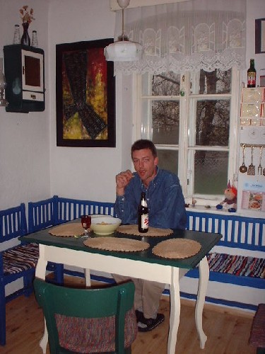 dilupo st�rkt sich im haus :::