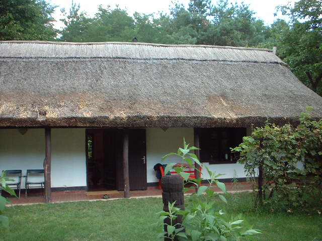 Haupthaus ;-)  Boldog Tanya