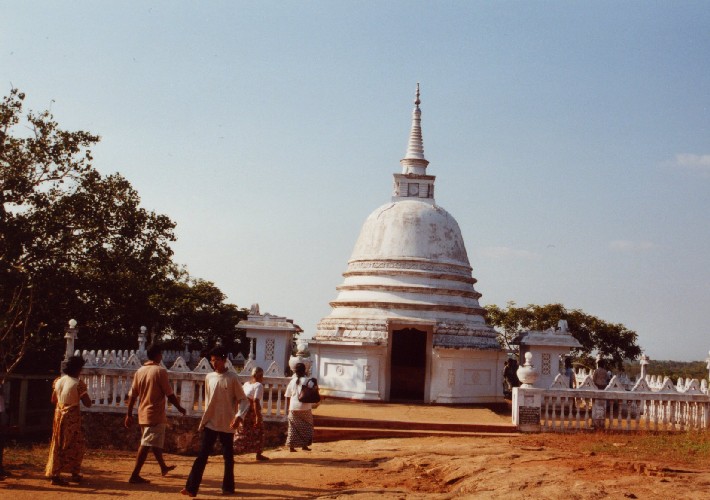 Aukana Buddha