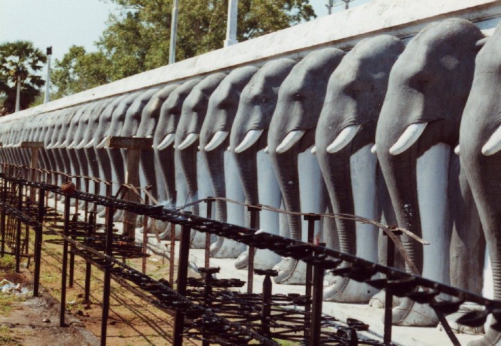 Ruvanweliseya Dagoba