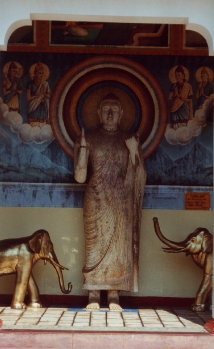 Ruvanweliseya Dagoba